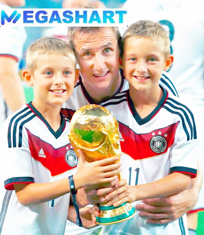 دوران کودکی و اوایل زندگی کلوزه - مگاشرط دوران کودکی و اوایل زندگی کلوزه