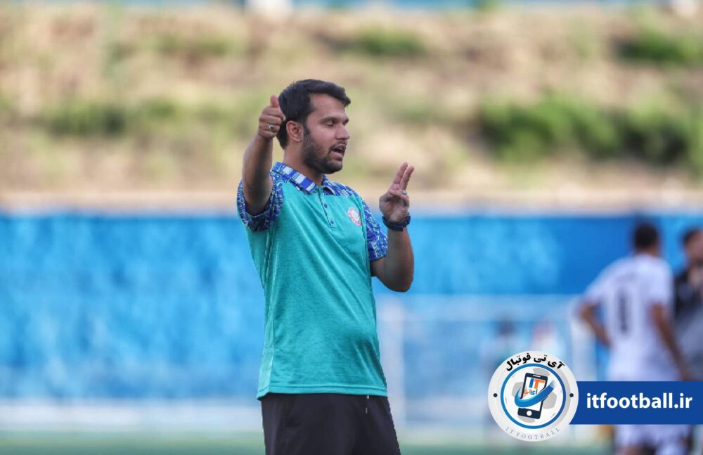 سروش افنانی
آی تی فوتبال