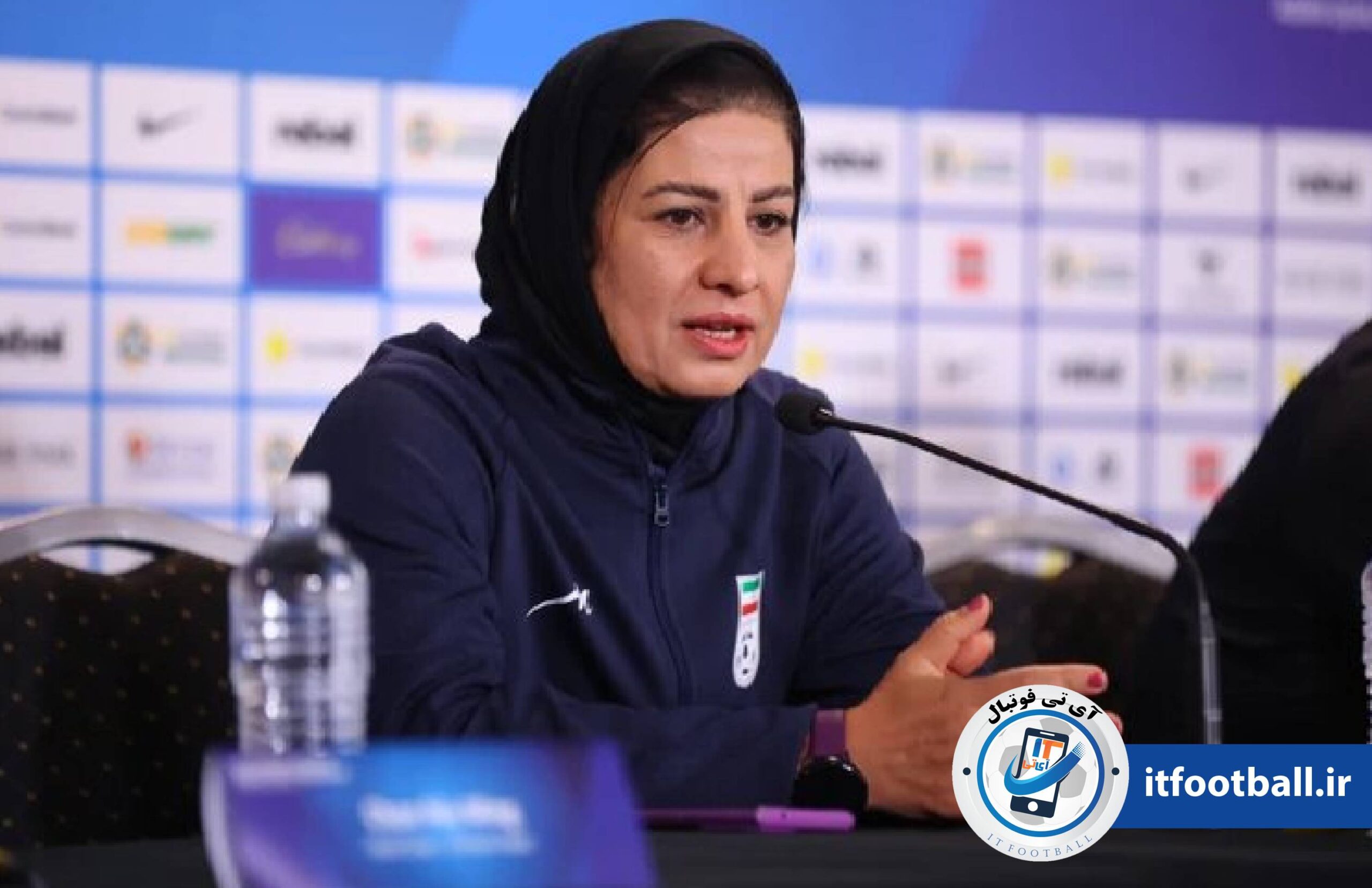 مریم آزمون
آی تی فوتبال